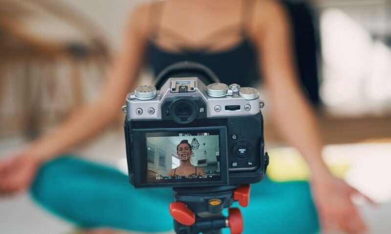 How to Become a Photographer